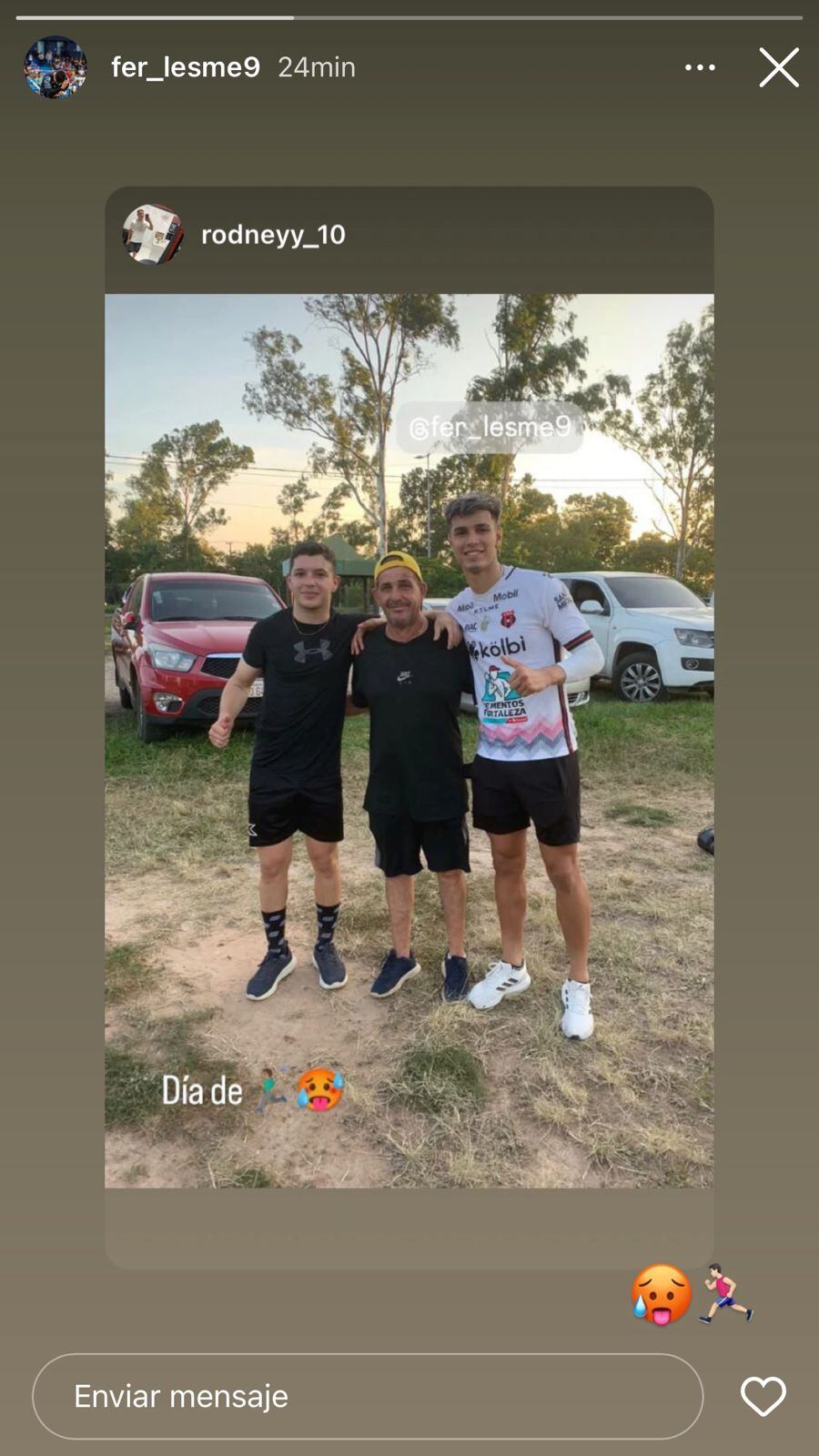 Fernando Lesme volvió a aparecer con una camiseta de Alajuelense.