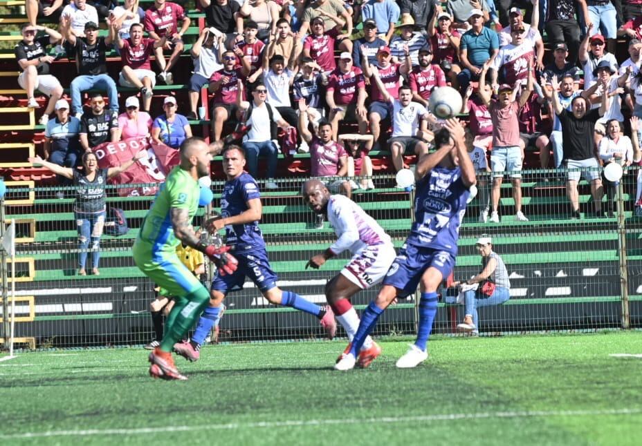 13/05/2024/ Juego entre Municipal Grecia vs Deportivo Saprissa / Foto Albert Marín