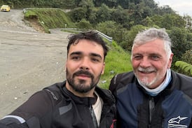 Padre e hijo argentinos recorren América en moto para ver a Messi en el Mundial 2026