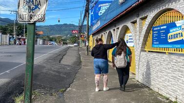Un colegio de Costa Rica podría ser desalojado en cualquier momento y los estudiantes y papás no lo saben