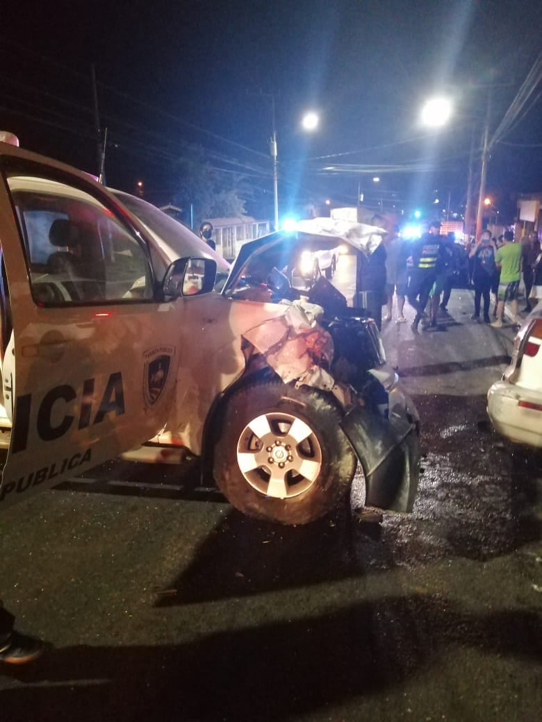 Choque entre patrulla y carro en Caballo Blanco de Cartago con dos fallecidos. Foto cortesía.