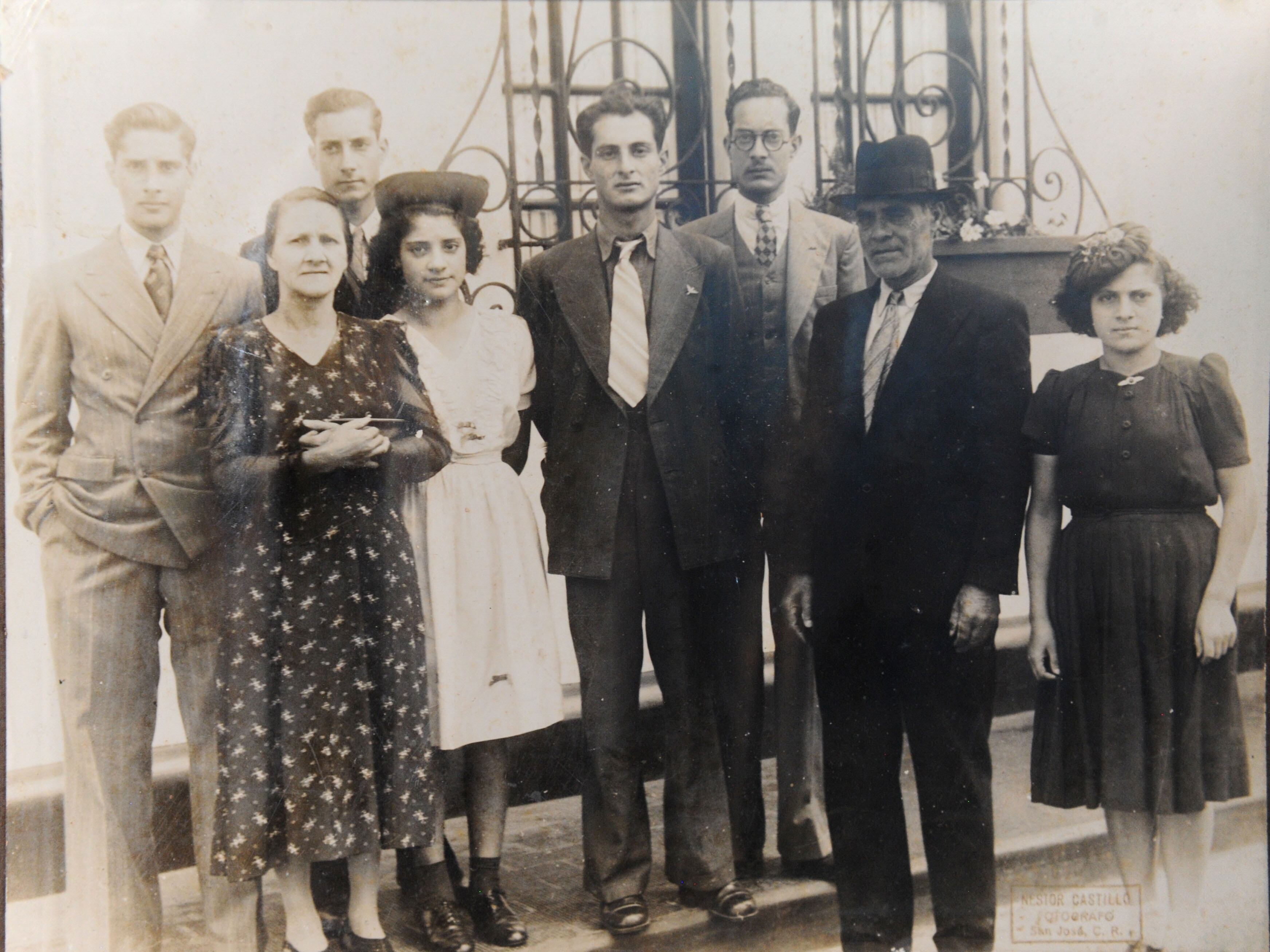 Sr Carlos Houed Jiménez