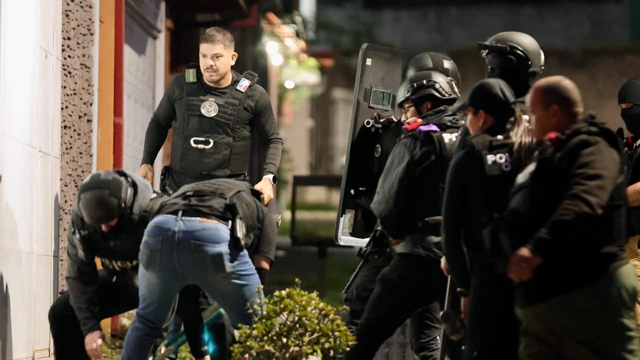 Carlos Barahona, de 24 años, jugador del Cartaginés y de la Selección Nacional de fútbol, fue detenido este miércoles 14 de octubre por sus presuntos vínculos con préstamos extorsivos gota a gota.