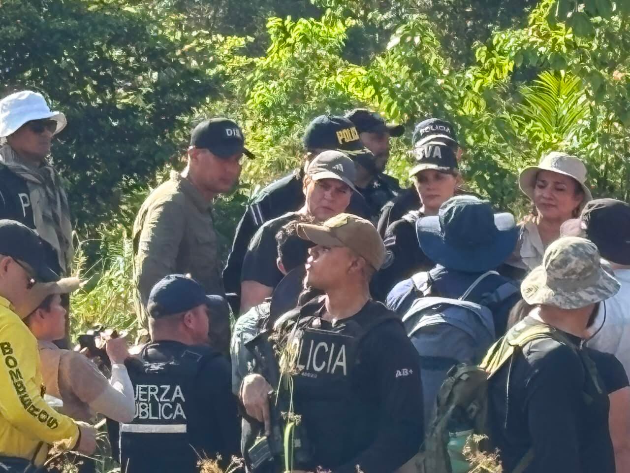 Gira de Laura Fernández en Crucitas