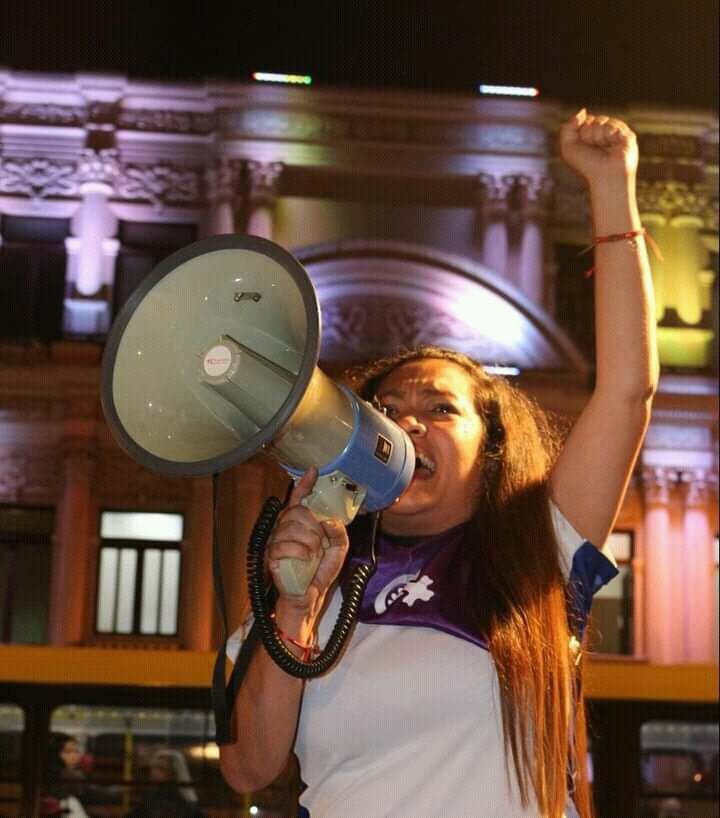 Rayza Hope, es el nombre artístico de una activista nicaragüense refugiada en Costa Rica y que este 2021 sufrió ya dos atentados contra su vida.