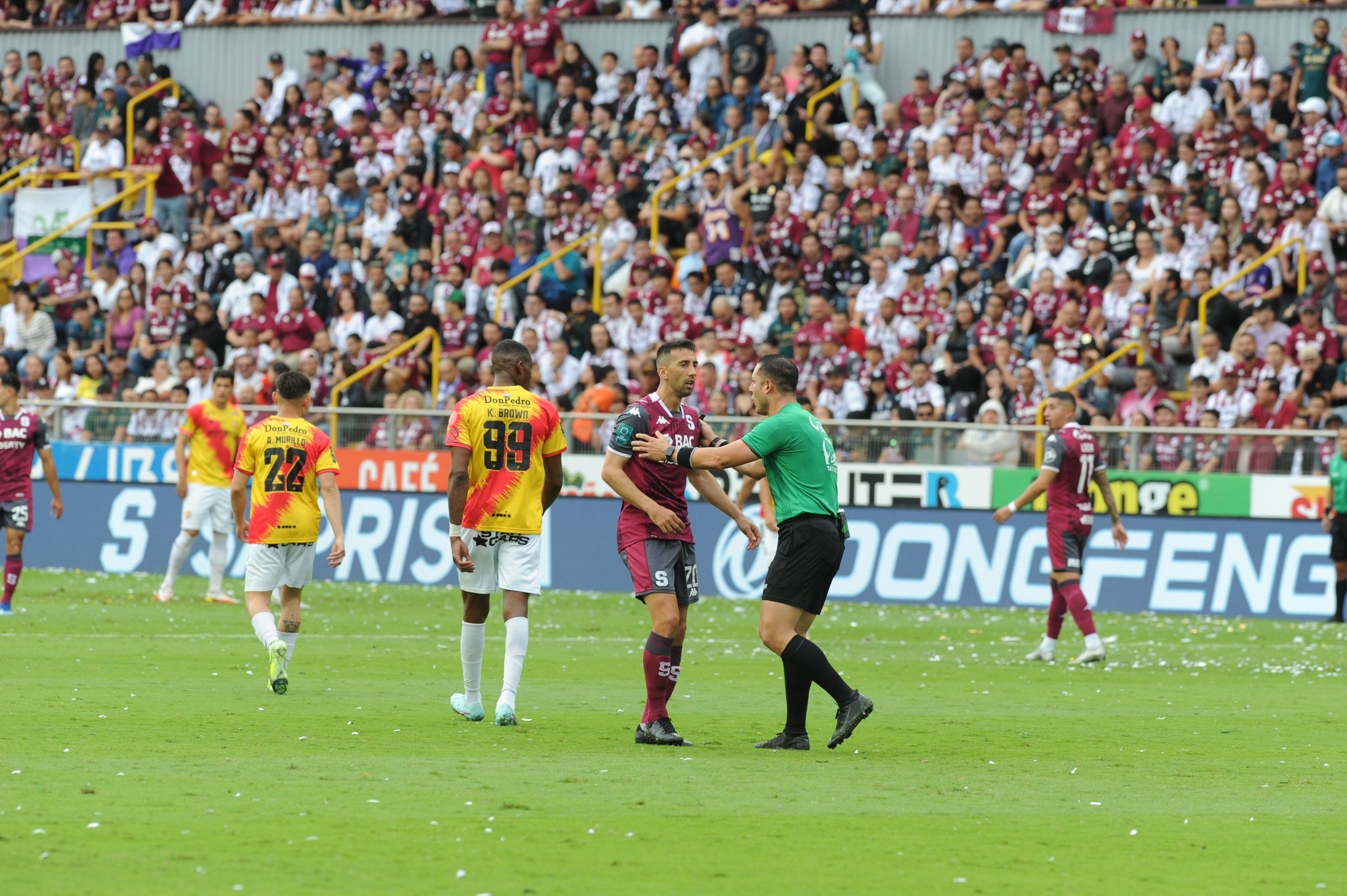 Saprissa vs Herediano SEMIFINALES.