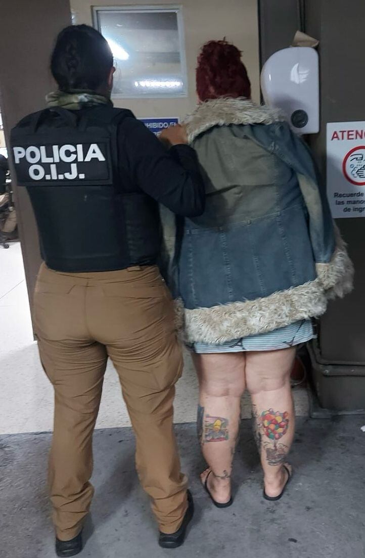 La mujer fue detenida luego de más de dos años de investigación. Foto: OIJ