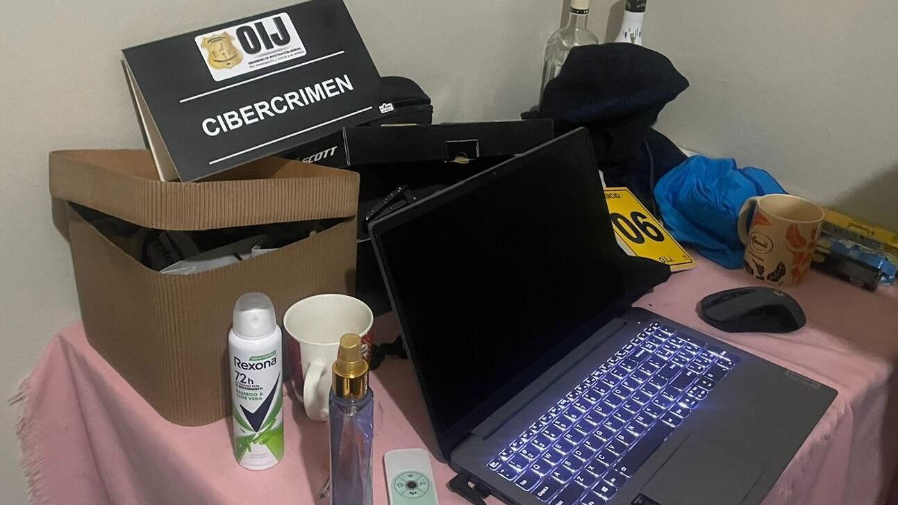 Un sujeto de apellidos Arce Miranda habría utilizado sus conocimientos en informática para robar millones que le pertenecían a la Junta de Protección Social (JPS) y también de la Fundación Tecnológica de Costa Rica. Foto: Ministerio Público