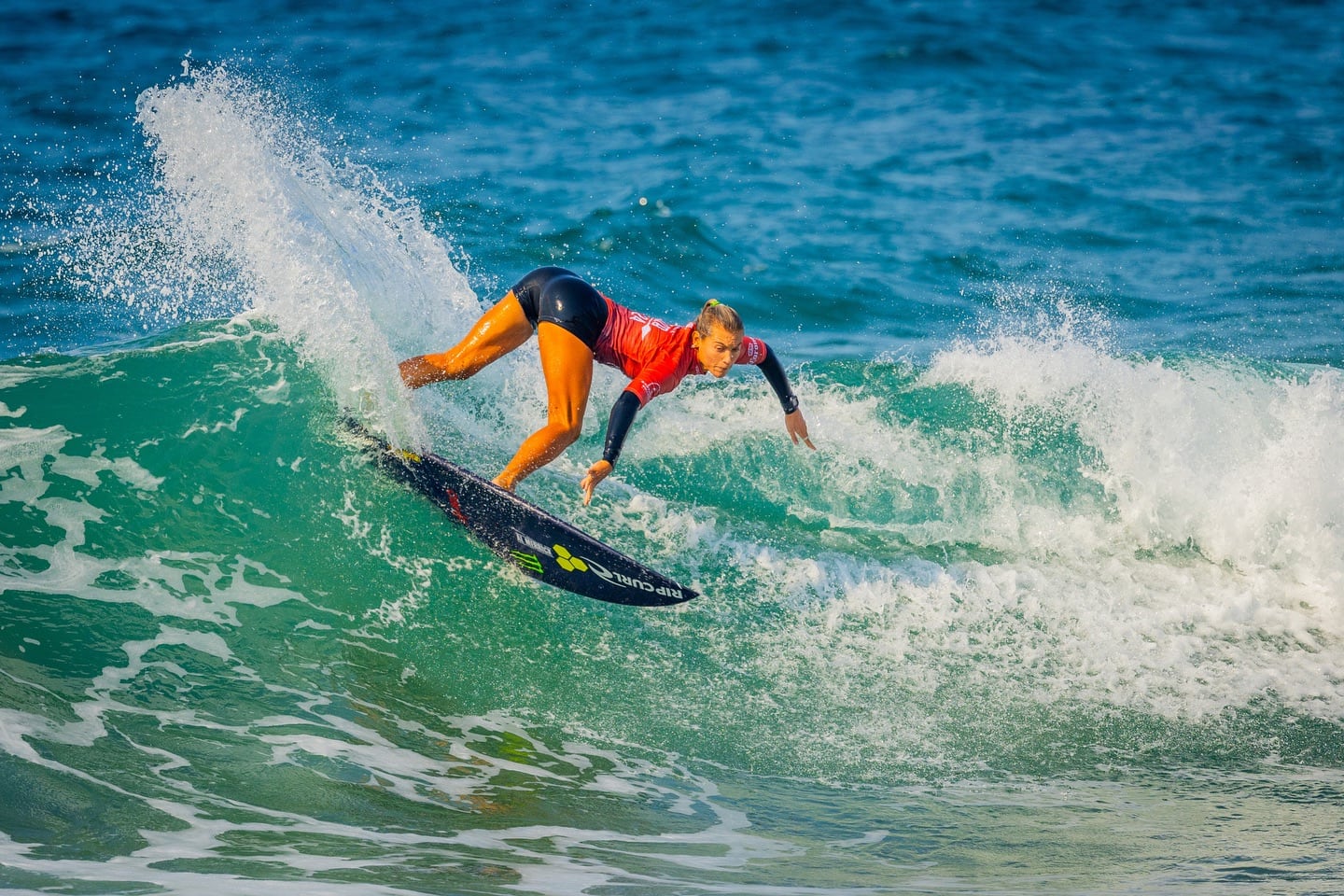 Leilani Mcgonagle, surf