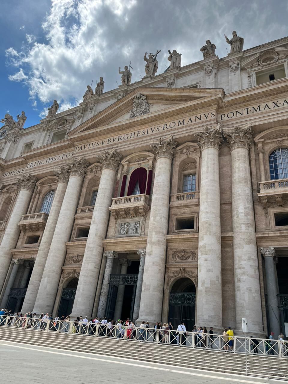 Basílica de San Pedro y Puerta Santa