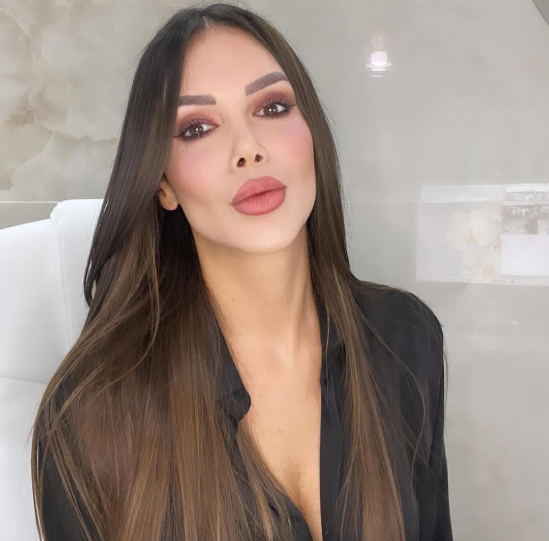 Vivian Campos