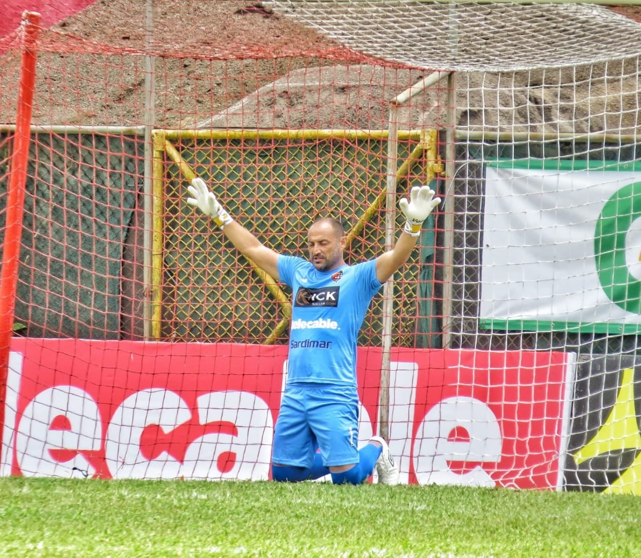 Carlos espera que el Puerto saque la cara en las finales. Cortesía.