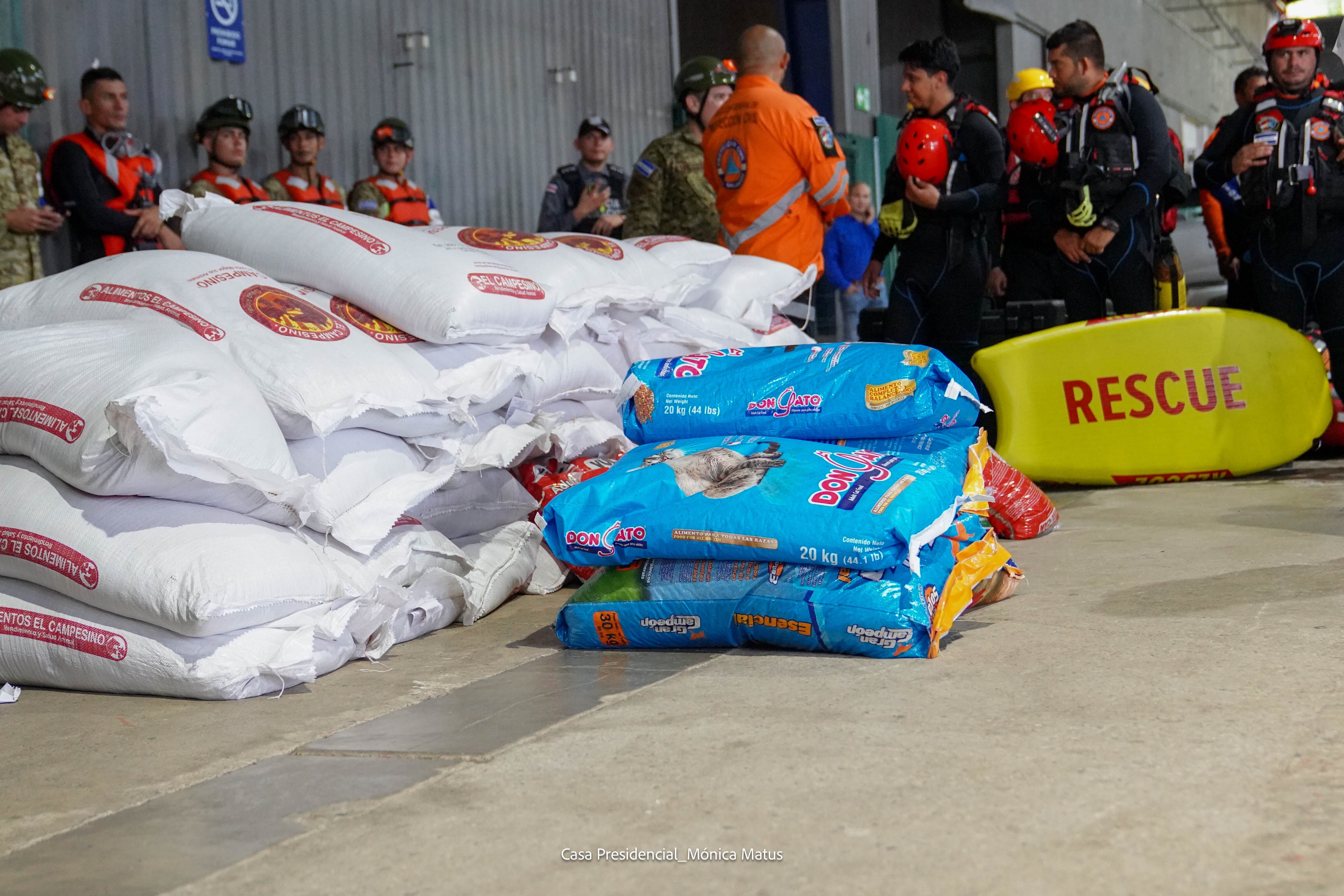 El CATEM es un galerón bastante amplio con espacio para unas 300 personas.