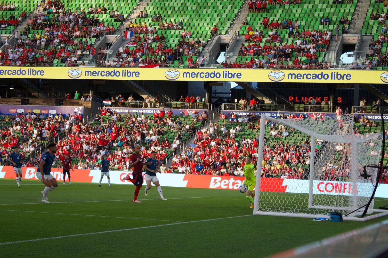 Costa Rica vs Paraguay Fotos William Cordero