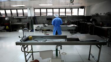 Terrible dolor: 10 familias no recibirán hoy cuerpos de sus seres queridos por huelga de forenses