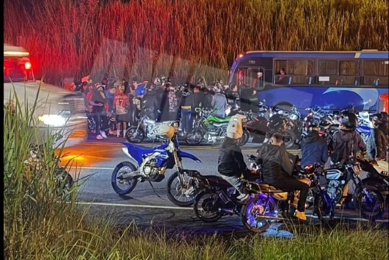 Al parecer, los ahora fallecidos viajaban con un grupo de motociclistas. Foto ANI.