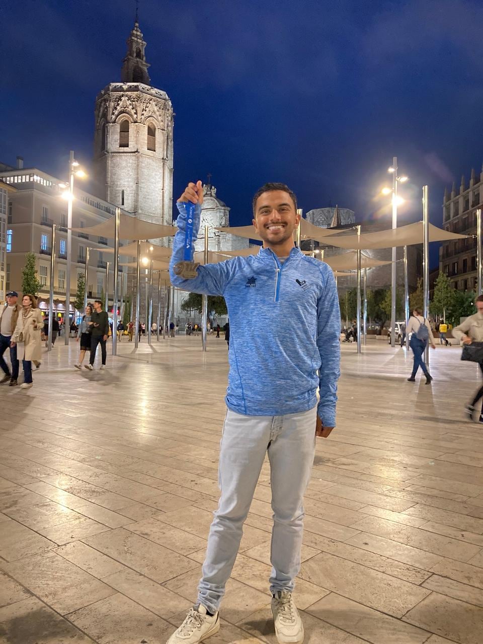 Luis Castro vivió una fuerte historia en Valencia, España, junto a su amigo y compañero Daniel Johanning.