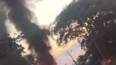 Bus de Quepos Cambute sufre una terrible emergencia camino a partido de segunda división