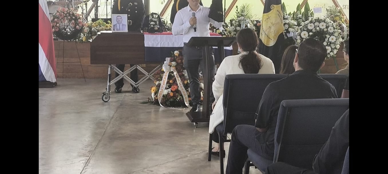 Funeral de Geiner Zamora Hidalgo, subjefe del OIJ de Guápiles. Foto: Adrián Galeano