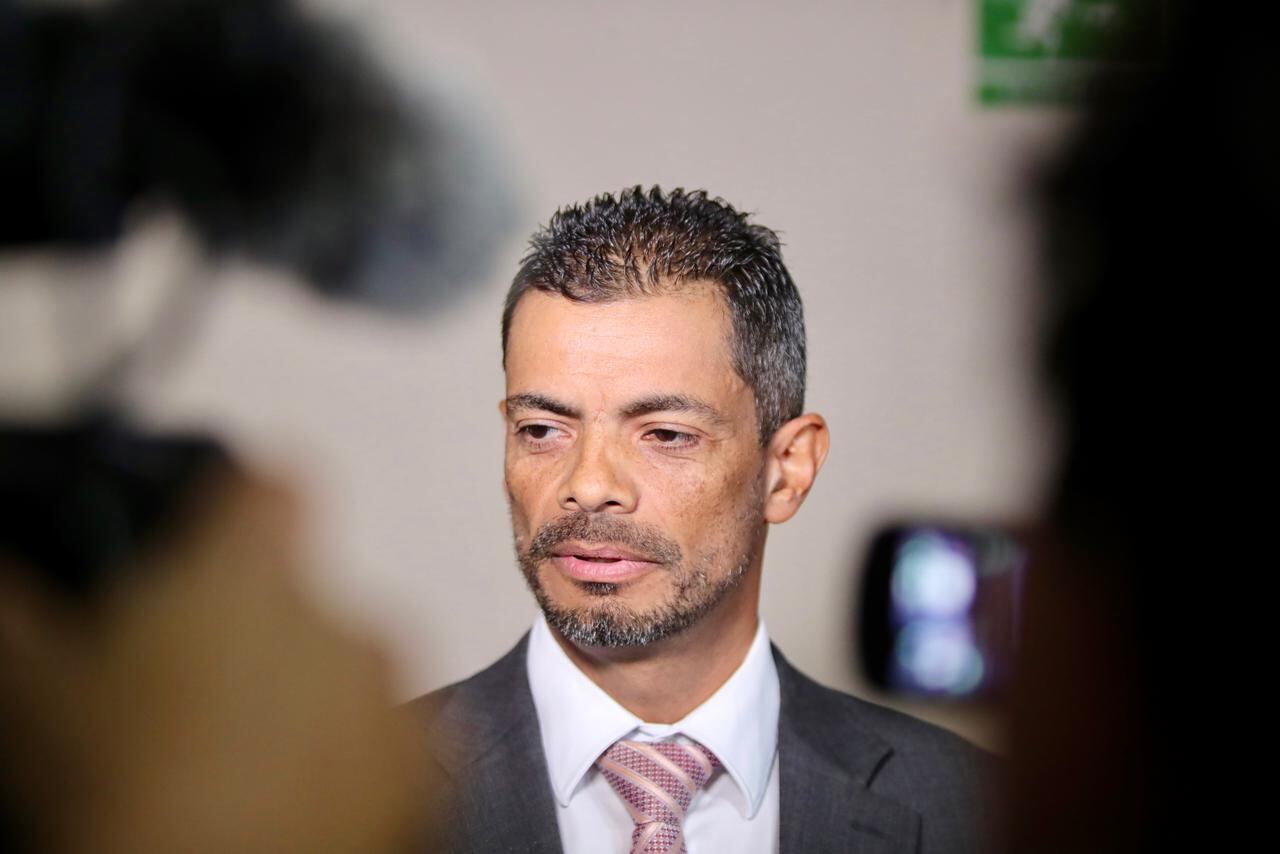 El fiscal general Carlo Díaz brinda declaraciones a la prensa.