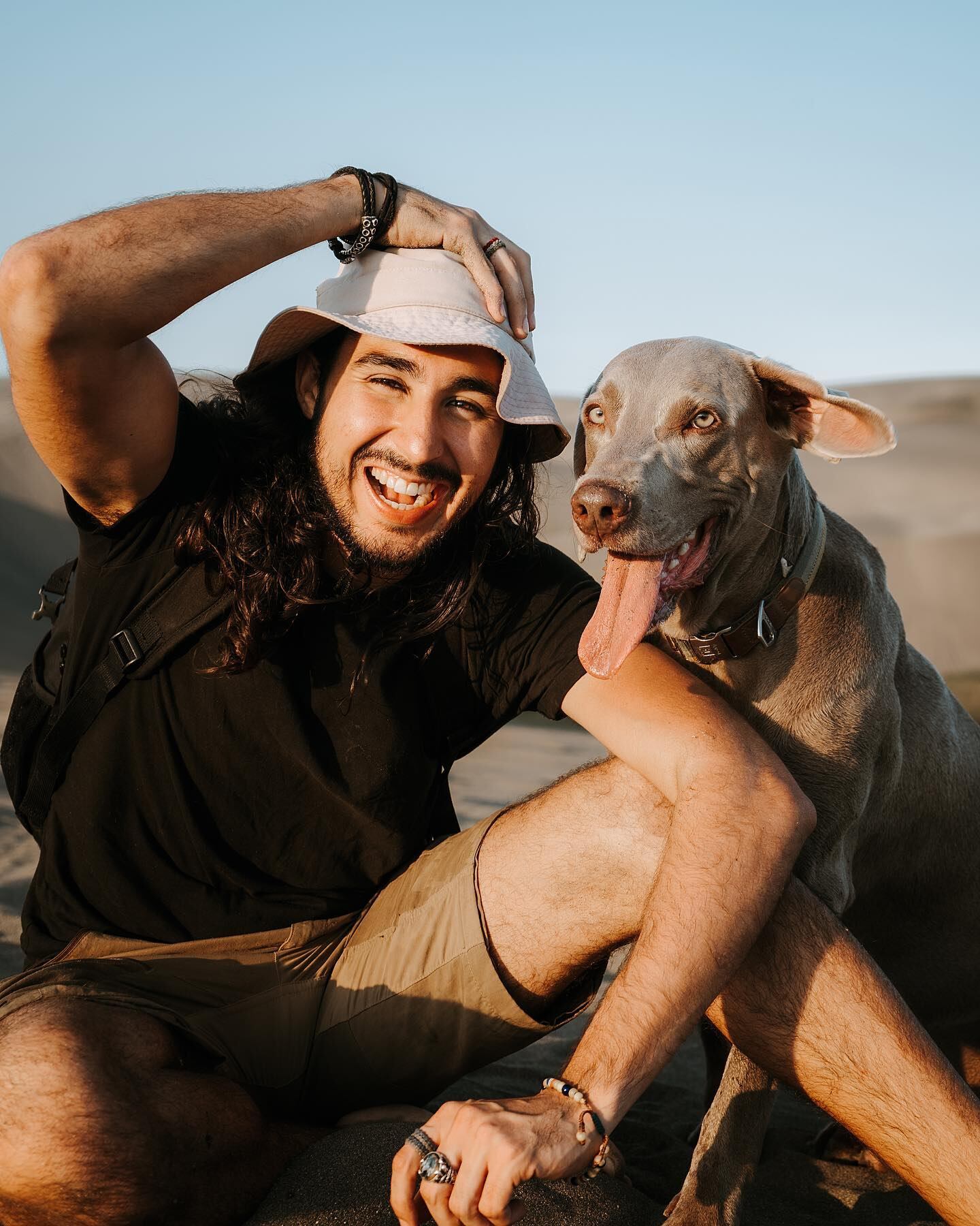 El tiktokero mexicano, Patricio “Pato” Ramírez Cortés, quien tiene casi tres millones de seguidores en la red social Tik Tok, está en Costa Rica con su fiel amigo, un perrito de raza Weimaraner llamado Tacho