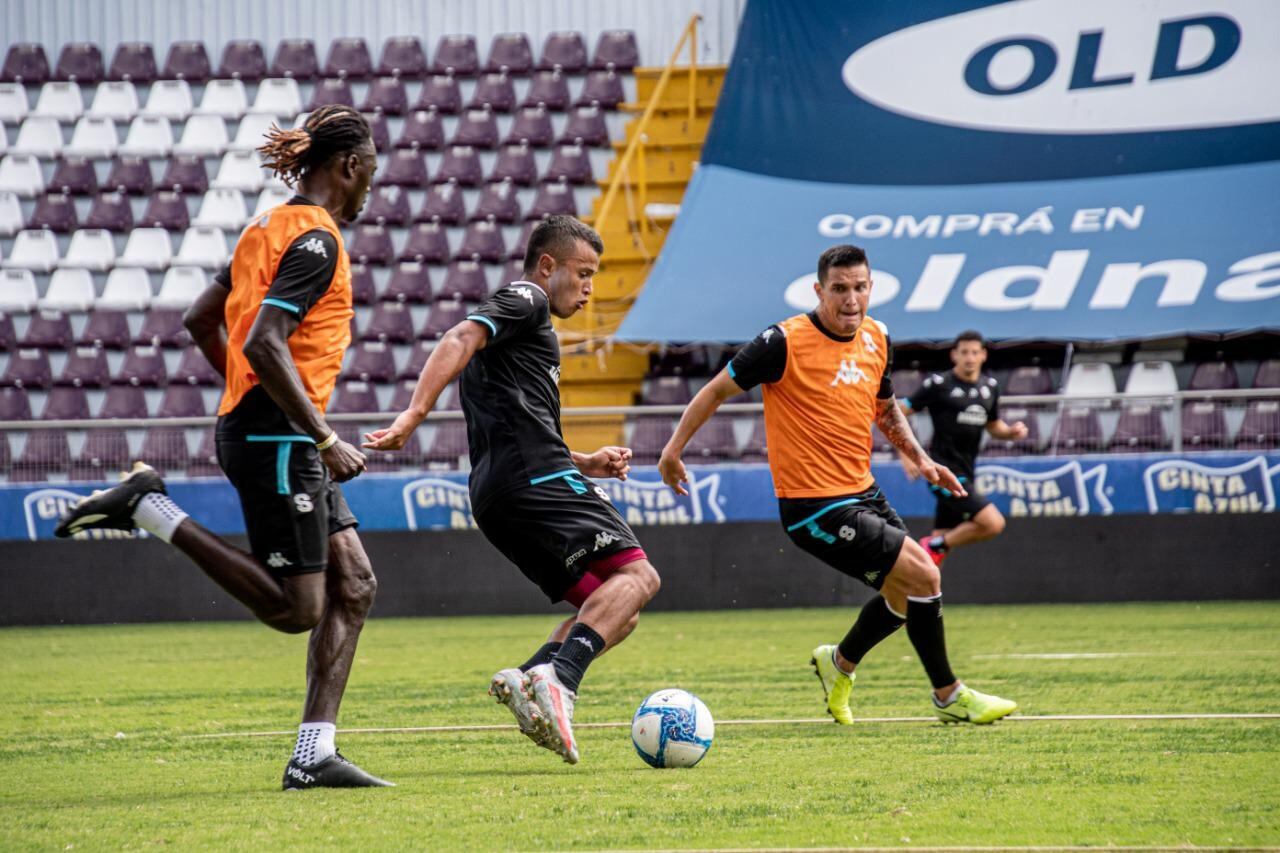 El chamaco debutó el 30 de julio del 2019 ante San Carlos. Cortesía.