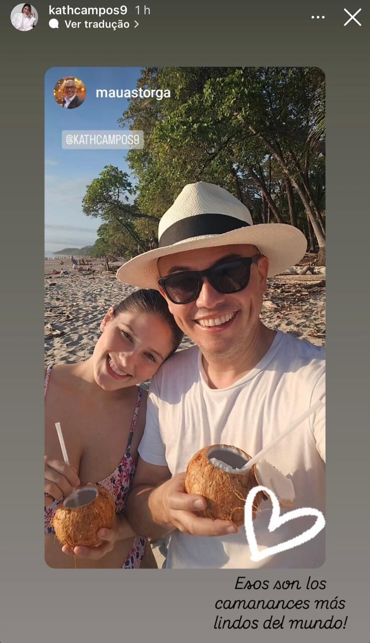 Mientras se daban un descanso en la playa esta semana, la esposa de Mauricio Astorga, Katherinne Campos, dio una pista sobre qué fue lo que la flechó del Bichillo.