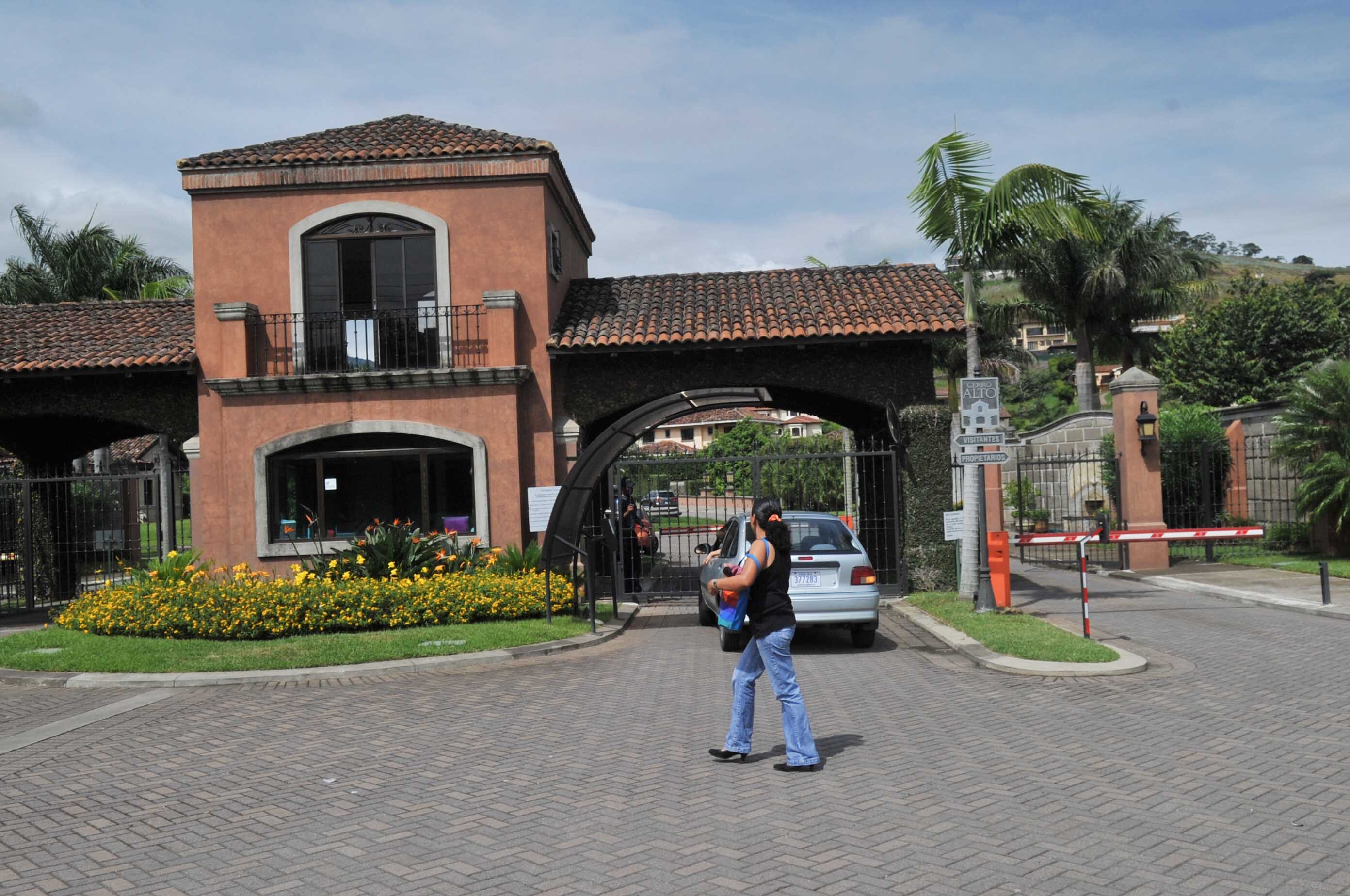Asesinato de dos hombres en un condominio en Escazú, en agosto del 2010
