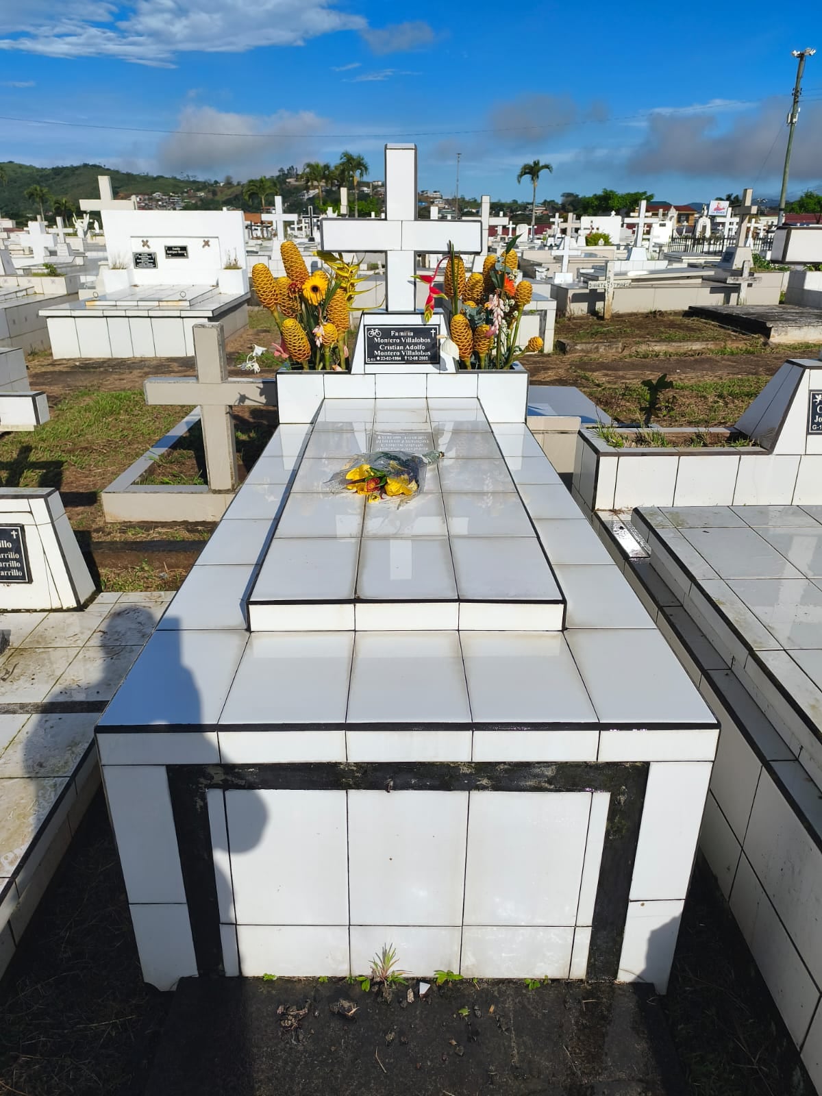 Cristian Montero Villalobos, de 21 años, era una de las grandes promesas del ciclismo costarricense, él murió cuando competía en la Vuelta de la Juventud del 2005, en Puriscal, por la imprudencia de un conductor de bus que no respetó la señal del tránsito. Foto: Lineth Villalobos para La Teja