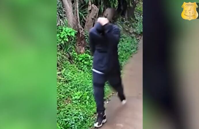 Este hombre es sospechoso de matar a tiros a otro cuando lo desamarraba