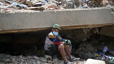 A un mes de los terremotos en Venezuela, las familias aún esperan encontrar a sus desaparecidos