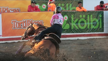 Barrilera de 14 años sufrió aparatosa caída tras perder el equilibrio en plena competencia