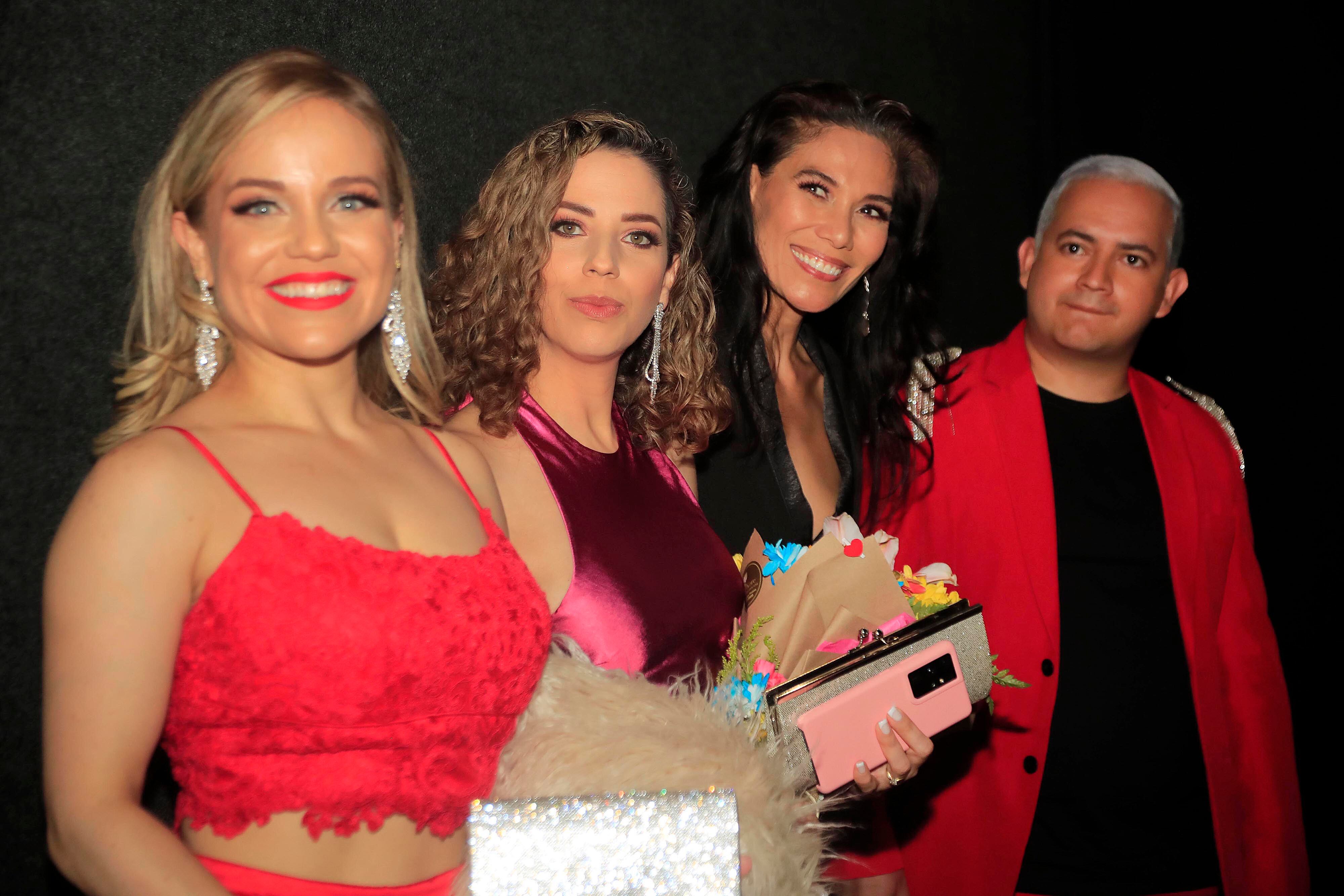 10/10/2023    Nova CInemas, Ciudad del Este Curridabat. Preestreno de película 'Más de 40 y qué'. Periodistas, actrices, actores y personalidades de la farándula tica.