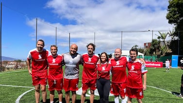 Excampeón del mundo Carles Puyol  dejó gran lección a periodistas y niños en Costa Rica