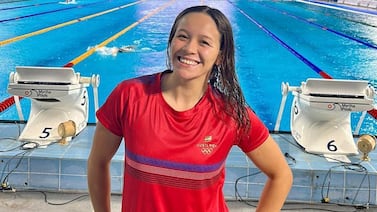 Nadadora Alondra Ortiz vio coronado el mudarse de país para llegar a unos Juegos Olímpicos