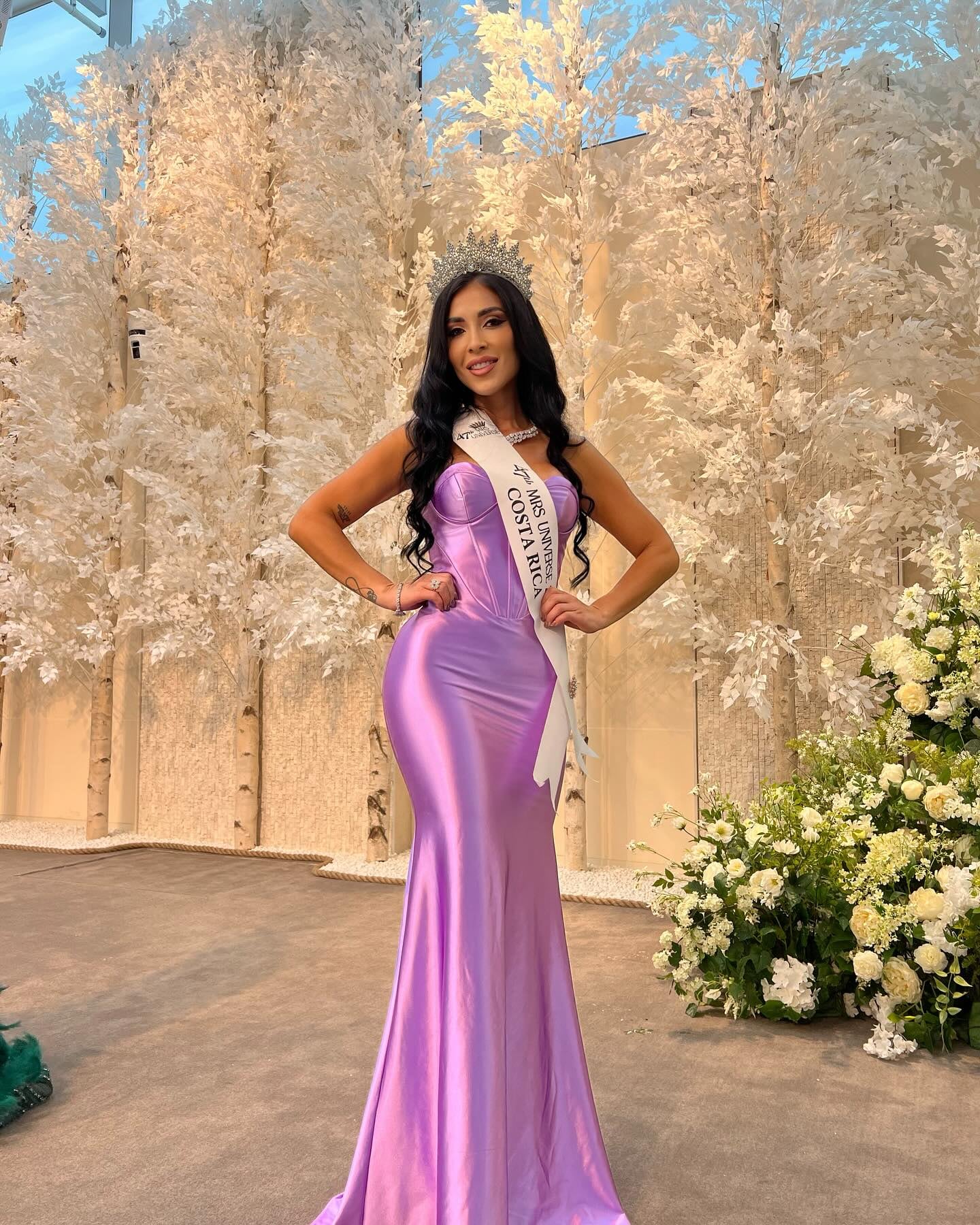 Fabiola Mora, hermana de Melissa Mora, participa en el Mrs. Universe 2024, en Corea del Sur.