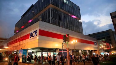 BCR hace anuncio clave en medio de la polémica por la intención de Laura Fernández de venderlo