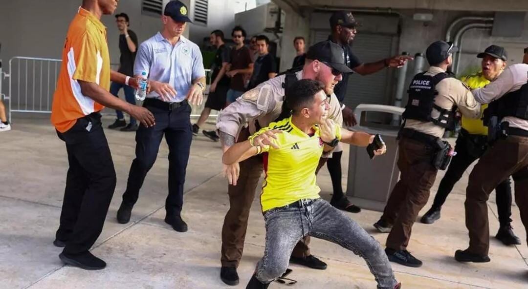Varios incidentes se dieron previo al inicio del juego entre Argentina y Colombia, por la final de la Copa América.