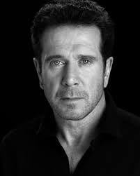 Bobby J. Brown tenía 62 años al momento de su fallecimiento.