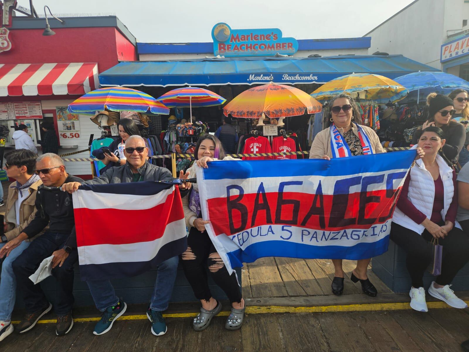 La Banda Municipal de Zarcero se lució en el muelle de Santa Mónica. (Cortesía)