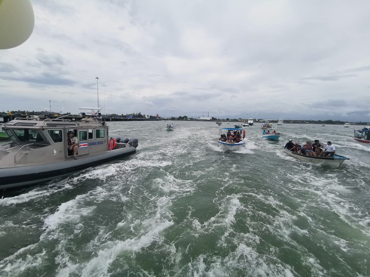 Virgen del mar acompañó bendición de pescadores en el Puerto
