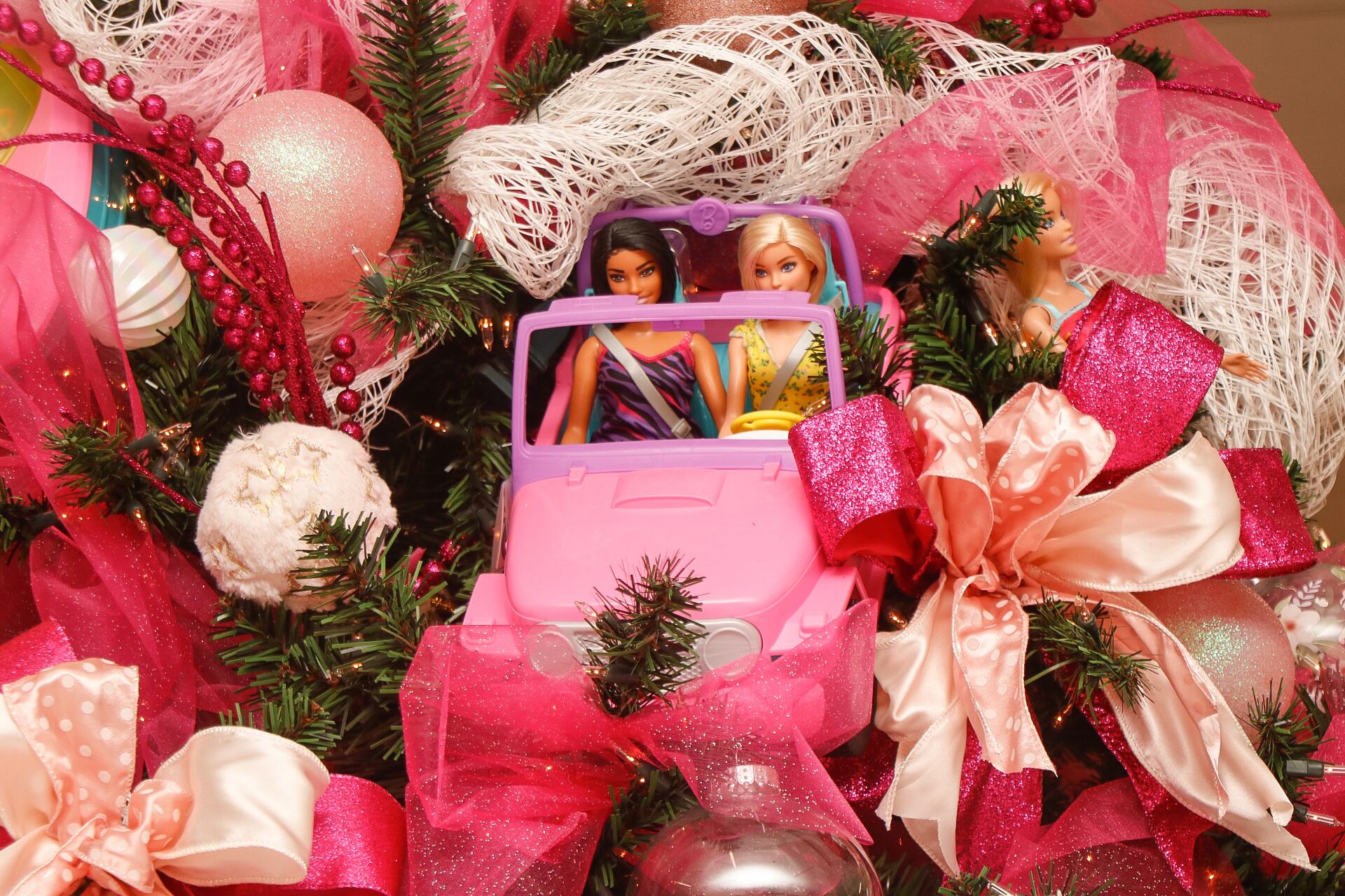 21/09/2023. Las tendencias de la Navidad. Tiendas Universal, Escazú Village. Fotografía: Lilly Arce.