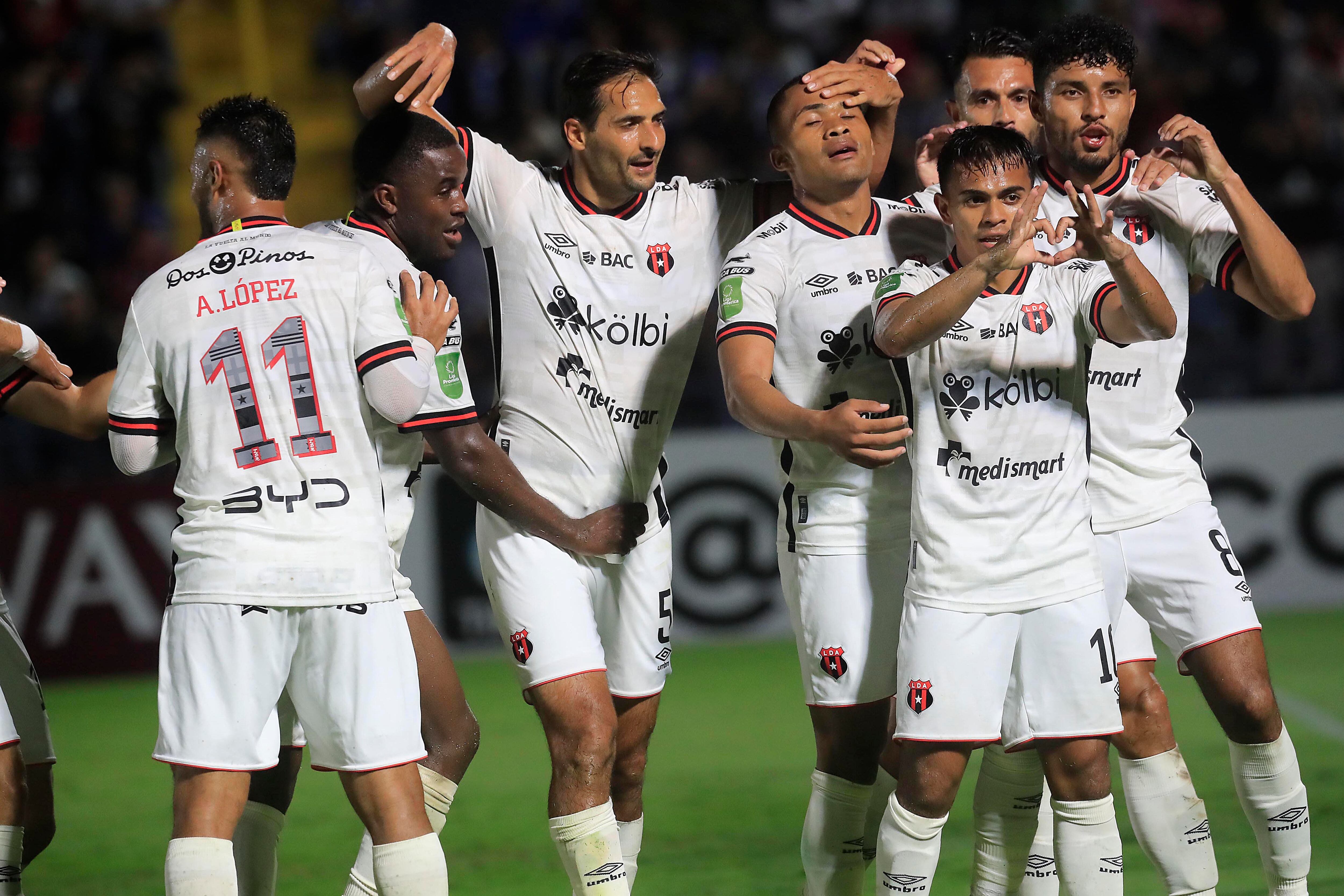28/09/2023    Estadio Fello Meza, Cartago. El Club Sport Cartaginés recibió a la Liga Deportiva Alajuelense, en partido de la ida de los cuartos de final de la Copa Centroamericana de CONCACAF.