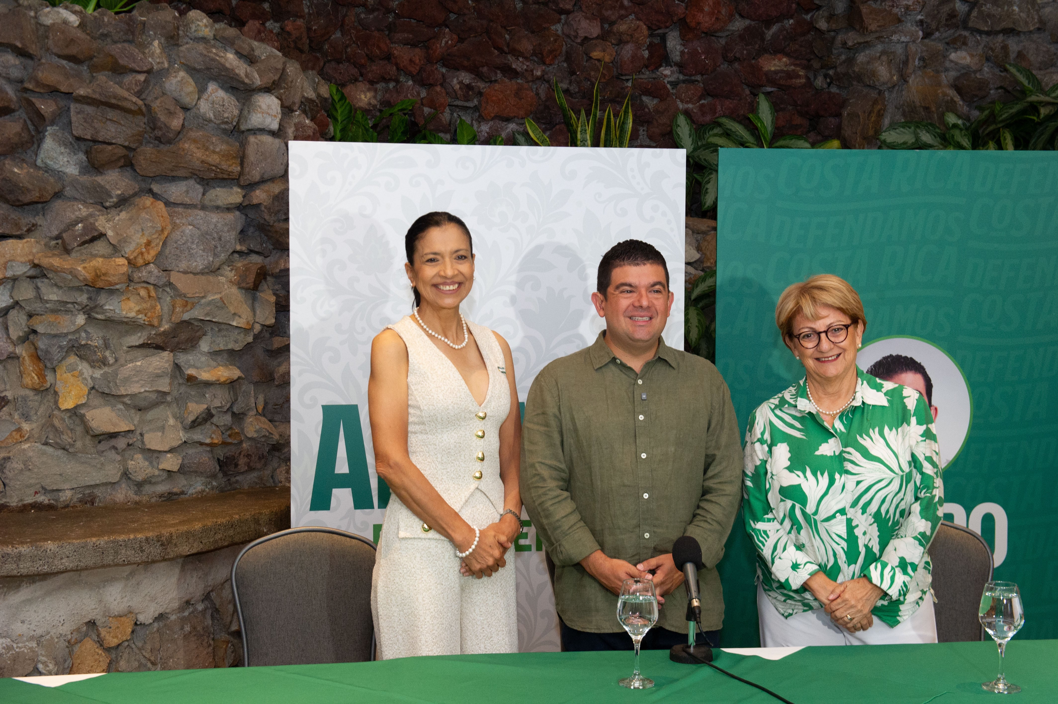 Álvaro Ramos, Partido Liberación Nacional (PLN)