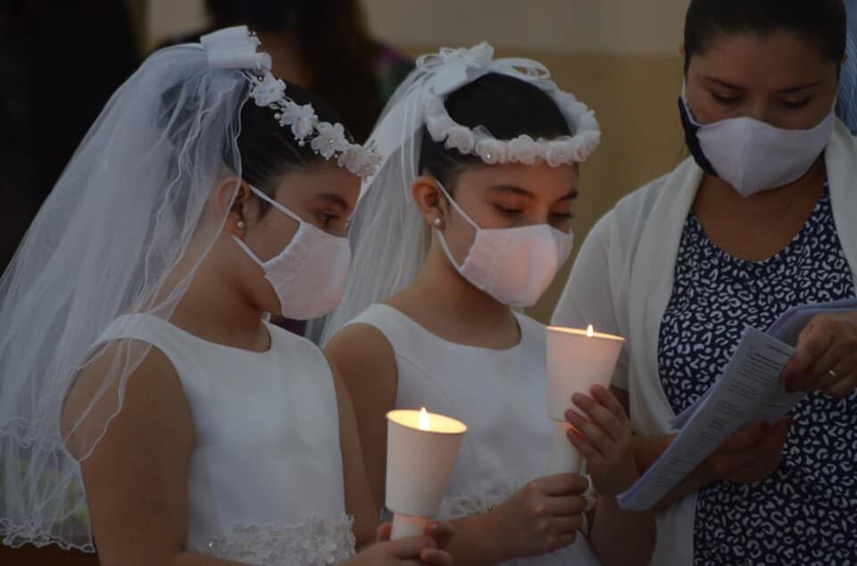 El sábado 5 de setiembre del 2020 se realizó el sacramento de la primera comunión en la parroquia San Ramón no nato de Sabanilla de Montes de Oca en San José, Luis Fernando Blanco Barboza, cura párroco, dirigió la ceremonia.