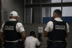 Gobierno endurece medidas: extraditables perderán el contacto físico con sus visitas