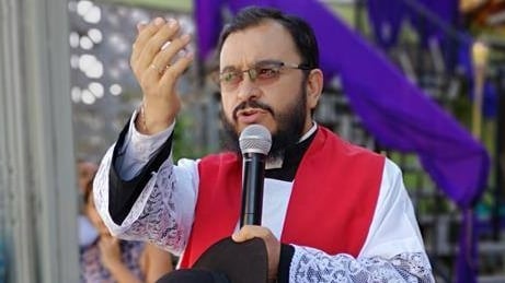 Padre Sixto Varela, cura párroco de la parroquia Patriarca San José, en el barrio San José de Alajuela, quien fue suspendido seis meses el viernes 20 de agosto del 2021
