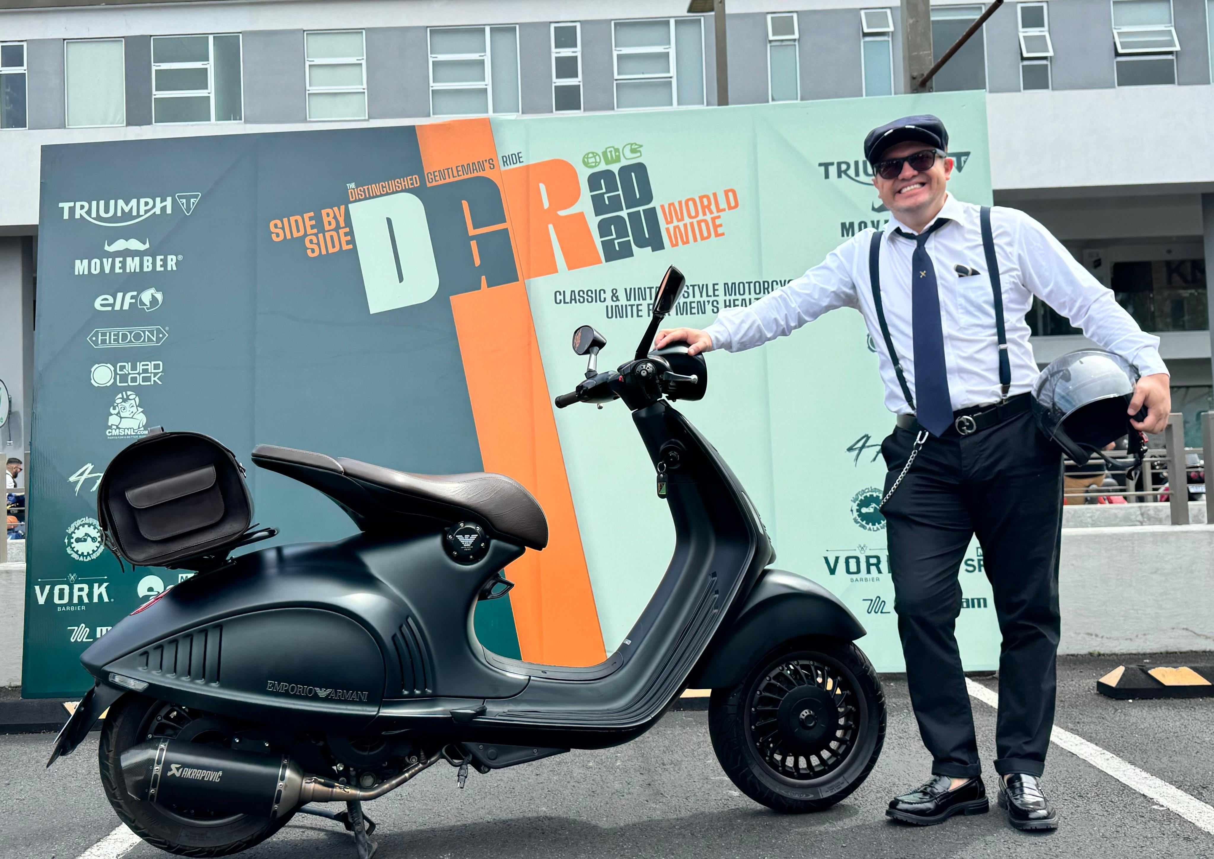 Vespa 946 Emporio Armani propiedad de Yeremy Marín Hernández.