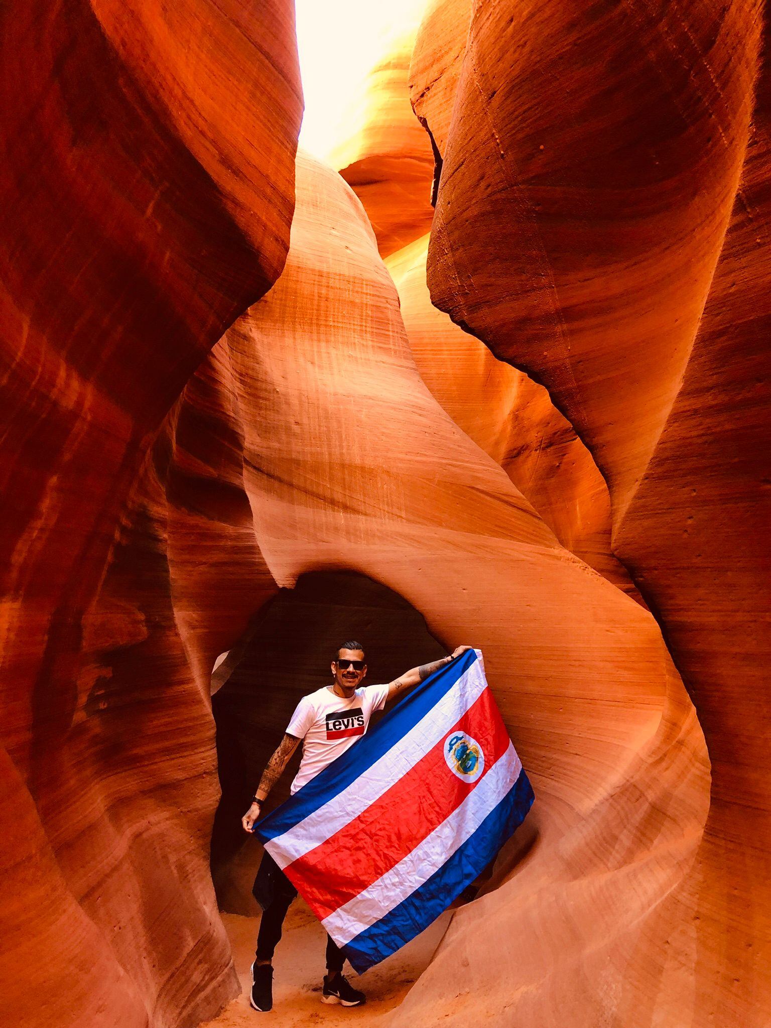 Herson Torres Cabezas sobreviviente de tres balazos para robarle un celular