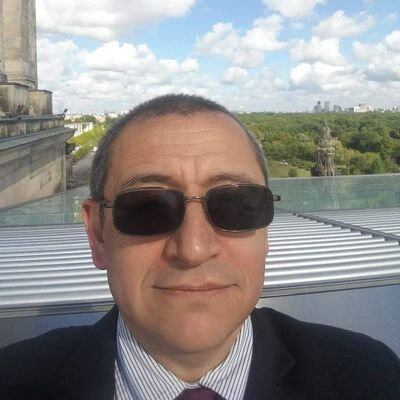 El politólogo Sergio Araya fue claro en que en la administración pública no se pueden normalizar cosas que parecen buenas.